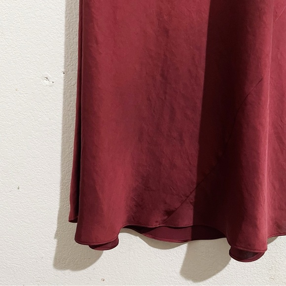 Aritzia Wilfred Only Slip Satin Midi‎ Dress in Spiced Burgundy - Picture 9 of 11